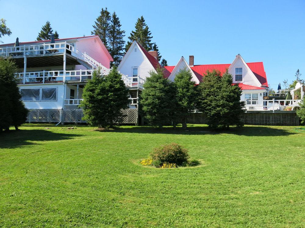Tara Manor Inn St. Andrews By The Sea Extérieur photo