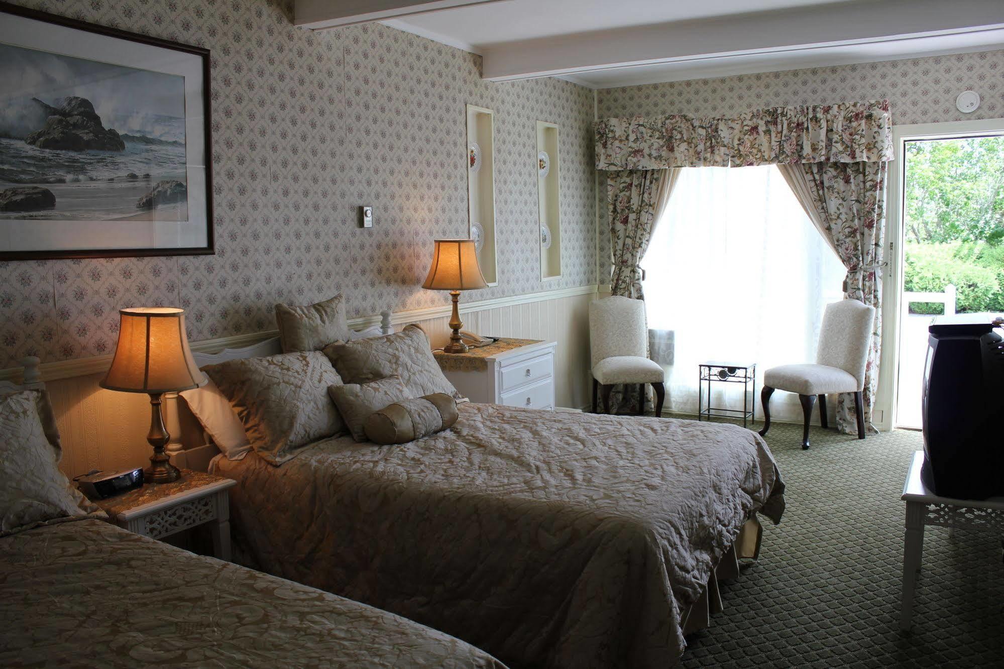 Tara Manor Inn St. Andrews By The Sea Extérieur photo