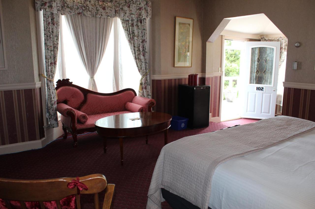 Tara Manor Inn St. Andrews By The Sea Extérieur photo